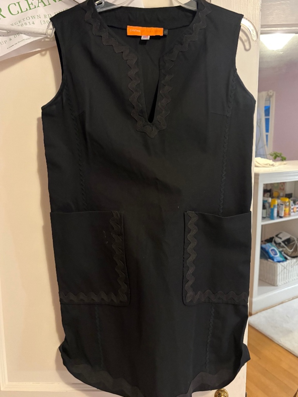 Cynthia Steffe Dress Size 6 - like new